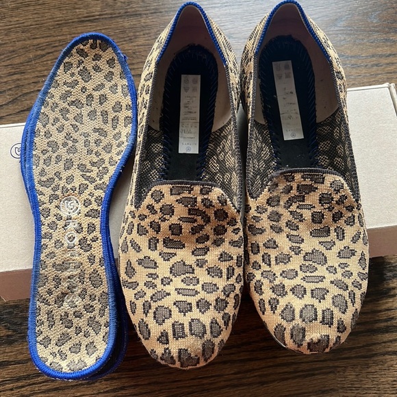 Rothy's The Loafer Animal Print Textile Comfort Flats
Size 10 - Picture 6 of 7